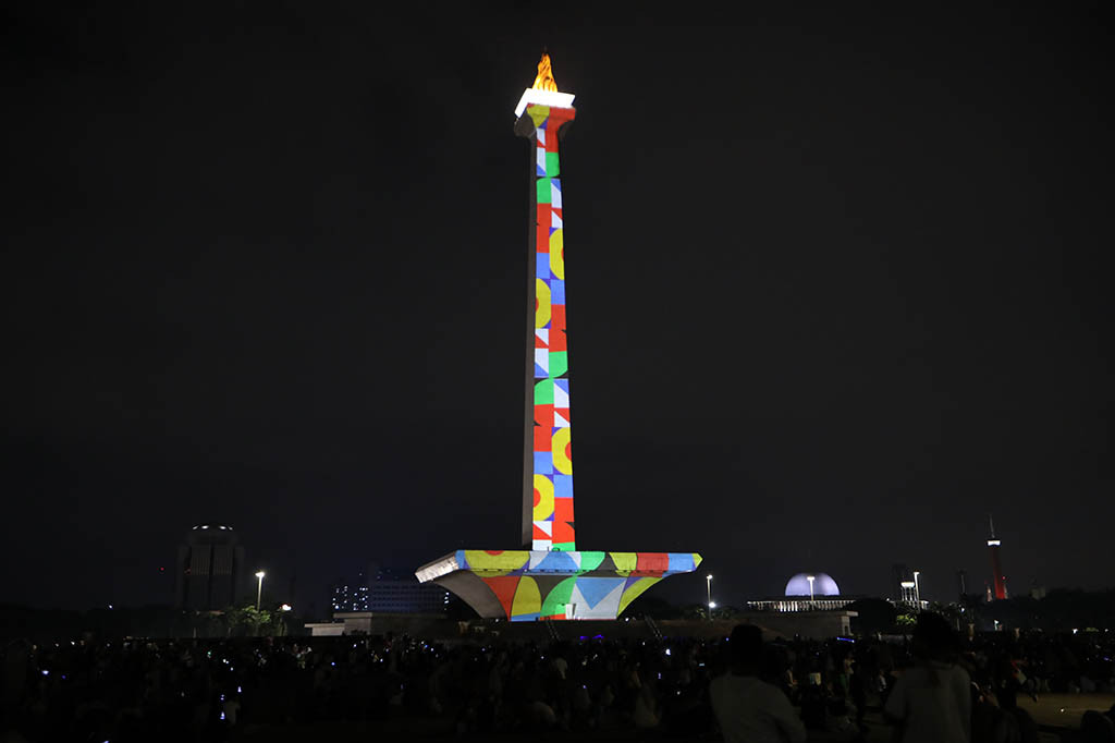Pemprov DKI mengadakan pagelaran Monas Week dan Pentas Seni Monas di Monumen Nasional, Jakarta Pusat, pada 23 hingga 30 April 2023, dalam rangka mempromosikan pariwisata dan ekonomi kreatif.