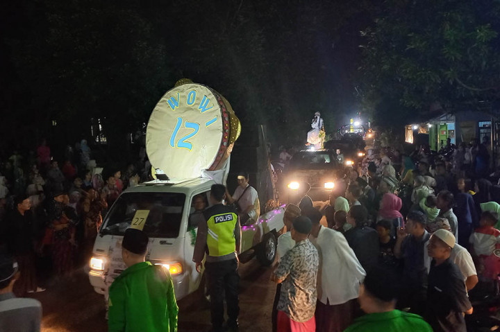Seperti diketahui, pada malam takbiran Idulfitri 1444 hijriah kali ini pemerintah Kabupaten Jepara memberikan lampu hijau kepada masyarakat melksanakan kegiatan takbir keliling. Namun, takbir keliling hanya boleh dilaksanakan di lingkungan desa. 
