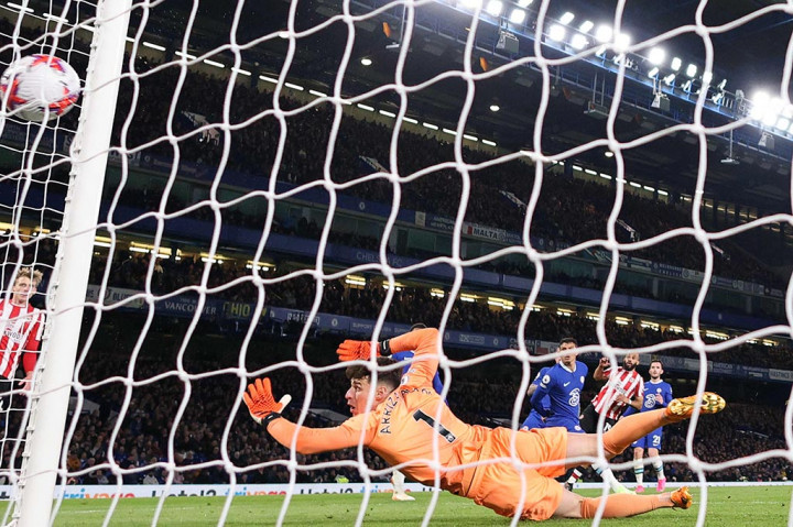 Mala Brentford mampu menambah keunggulan pada menit ke-78 melalui upaya yang dilakukan oleh Bryan Mbuemo yang melepaskan tendangan ke gawang Chelsea sehingga skor berubah menjadi 2-0, yang tak mampu dikejar tim tuan rumah hingga peluit panjang dibunyikan.
