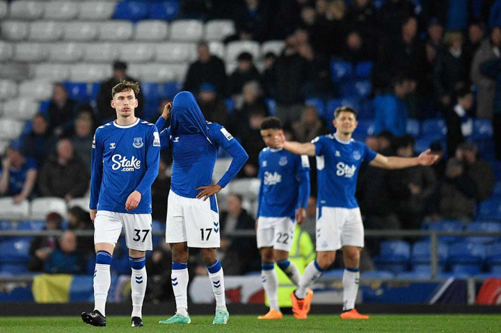 Kemenangan ini mengantarkan Newcastle menduduki posisi ke-3 klasemen sementara Liga Inggris dengan 62 poin dari 32 laga. Everton kembali terlempar ke zona degradasi, tepatnya berada di peringkat ke-19 klasemen sementara Liga Inggris dengan raihan 28 poin dari 33 pertandingan.