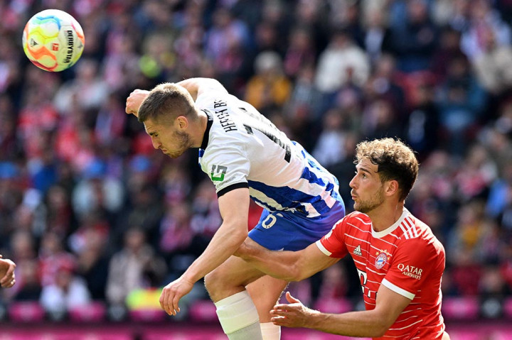 Die Roten akhirnya mampu unggul pada menit ke-69 setelah umpan Joshua Kimmich dapat disambut oleh sundulan Gnarby yang membobol gawang Hertha sehingga skor berubah menjadi 1-0.