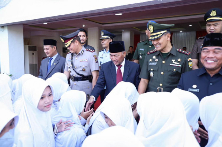 Apriyadi pun mengajak untuk semua pihak meningkatkan rasa tanggung jawab akan anak-anak bangsa sebagai generasi penerus bangsa.