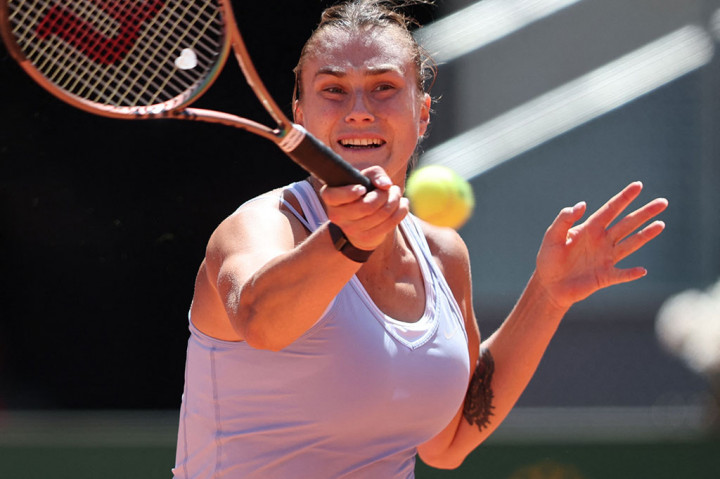 Petenis peringkat dua dunia Aryna Sabalenka melaju ke perempat final Madrid Open setelah menaklukkan petenis 16 tahun Mirra Andreeva. 