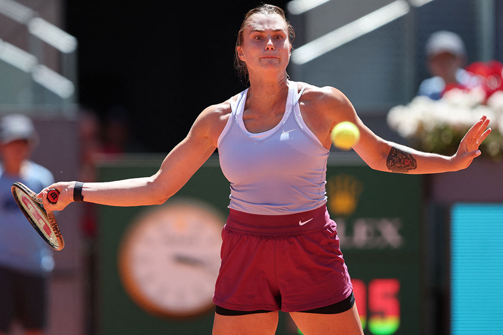 Sabalenka berikutnya akan bertemu petenis Mesir Mayar Sherif, yang menang 6-4, 0-6, 6-4 atas Elise Mertens pada laga yang dimainkan sebelumnya.