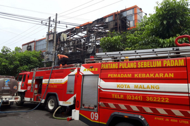 Sementara itu, Pemerintah Kota Malang akan melakukan koordinasi dengan pengelola pusat perbelanjaan atau manajemen untuk menghitung nilai kerugian akibat peristiwa kebakaran tersebut.