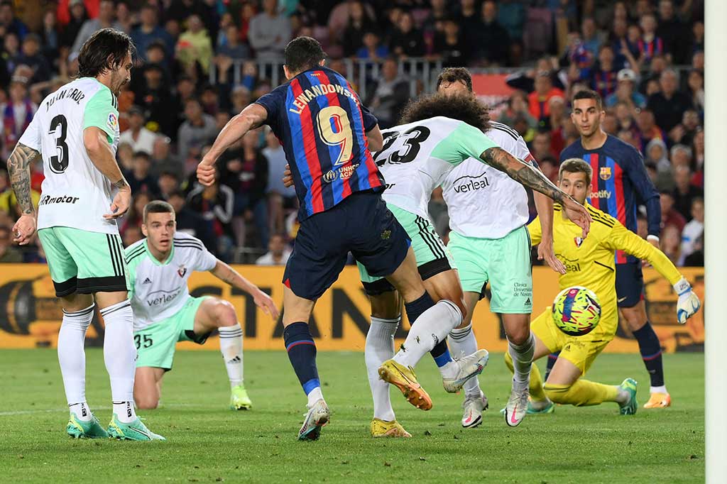Barcelona sempat mencetak gol pada menit ke-79. Kemelut di depan gawang Osasuna berakhir dengan gol bunuh diri, tetapi gol itu dianulir karena Ferran Torres sudah terlebih dahulu berada dalam posisi offside.