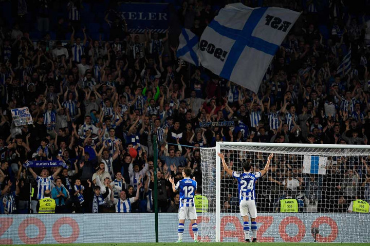 Hasil ini membuat Madrid tertahan di peringkat dua klasemen Liga Spanyol dengan 64 poin dari 33 laga, tertinggal 14 angka dari Barcelona. Hasil ini sekaligus membuat Barcelona semakin dekat untuk menjuarai Liga Spanyol musim 2022/23. Sementara Sociedad kukuh di posisi empat dengan 61 poin.