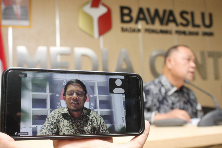 Badan Pengawas Pemilu (Bawaslu) RI berharap sengketa yang mungkin terjadi dalam tahap pendaftaran calon anggota DPR RI, DPD RI, DPRD provinsi, dan DPRD kabupaten/kota dapat diselesaikan melalui mediasi yang difasilitasi Bawaslu.