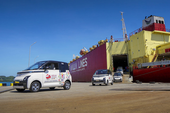 Wuling Motors (Wuling) kembali mendukung kegiatan pemerintah pada ajang Konferensi Tingkat Tinggi (KTT) ASEAN 2023 pada 9-11 Mei 2023 yang berlangsung di Labuan Bajo, Nusa Tenggara Timur, dengan menerjunkan 50 unit Wuling Air ev yang sudah tiba di lokasi acara.