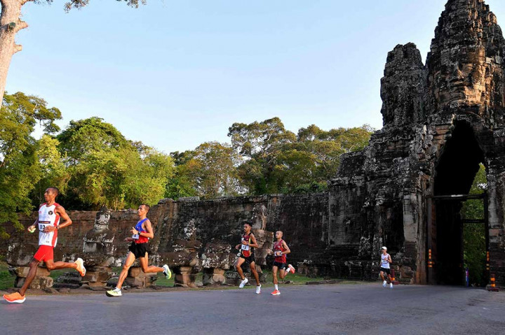 Bagi Agus, medali emas tersebut merupakan yang ketujuh di ajang multievent SEA Games. Atlet asal Jawa Barat ini sudah terjun di ajang SEA Games sejak edisi 2009 di Laos. 