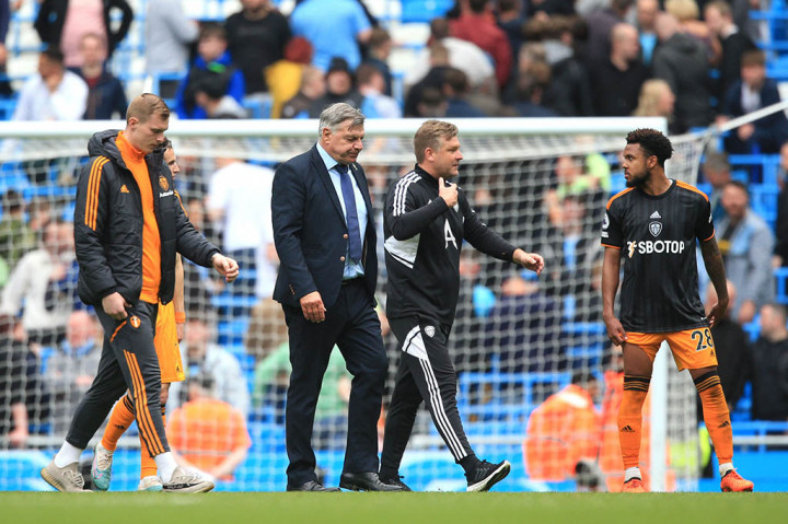 Pertandingan berakhir dengan kemenangan 2-1 Manchester City atas Leeds United.