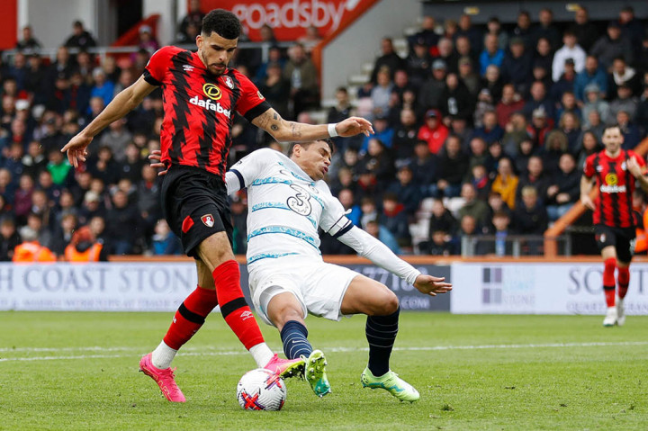 Chelsea memastikan diri terhindar dari zonamdegradasi setelah mengalahkan Bournemouth 3-1 dalam lanjutan Liga Inggris di Vitality Stadium yang berakhir Sabtu, 6 Mei 2023 malam WIB
