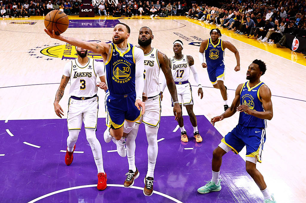 Gim keempat kedua tim akan dimainkan kembali di Los Angeles pada Selasa, 9 Mei 2023. 