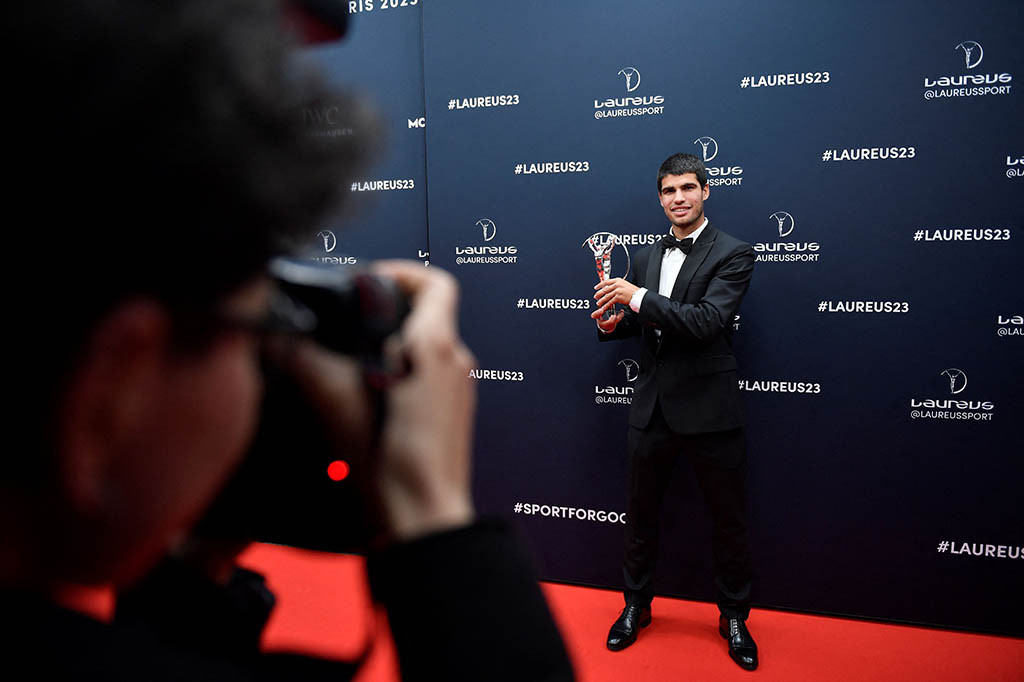Carlos Alcaraz  memenangi Laureus Breakthrough of the Year Award, yang diumumkan Senin malam pada sebuah acara di Paris.