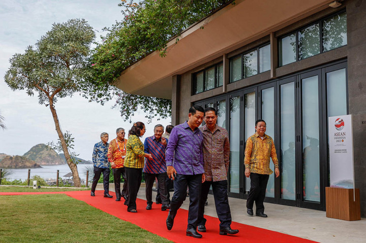 Selain oleh Indonesia, pertemuan tersebut dihadiri oleh menteri luar negeri dari enam negara anggota ASEAN, yaitu Malaysia, Filipina, Thailand, Vietnam, Laos, dan Kamboja.