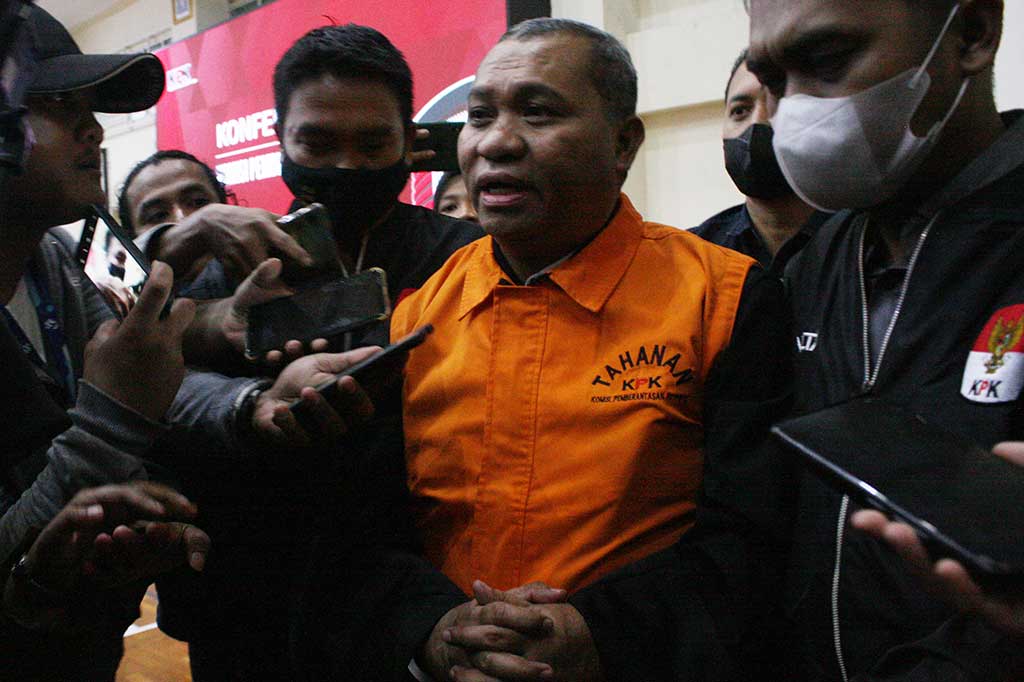 Penyidik Komisi Pemberantasan Korupsi (KPK) menahan pengacara Gubernur Papua nonaktif Lukas Enembe (LE), Stefanus Roy Rening (SRR), atas dugaan dengan sengaja menghalangi dan melakukan perintangan penyidikan.