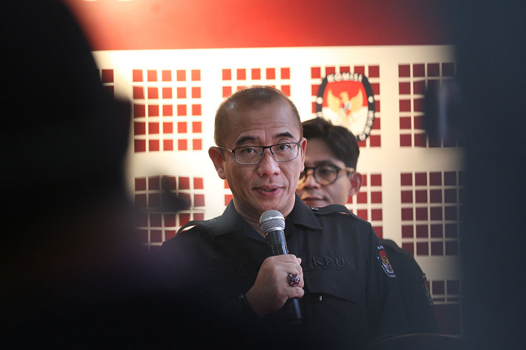 KPU, Bawaslu, dan DKPP sepakat melakukan revisi terhadap Peraturan KPU (PKPU) Nomor 10 Tahun 2023 tentang Pencalonan Anggota DPR, DPRD Provinsi, dan DPRD Kabupaten/Kota, khususnya Pasal 8 ayat (2) soal penghitungan syarat keterwakilan perempuan.