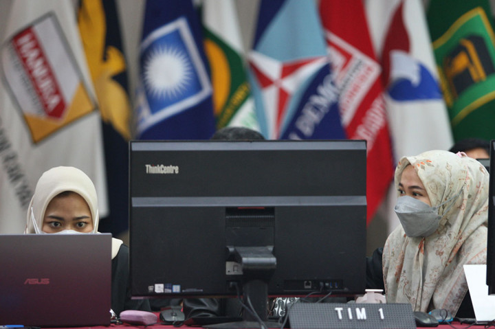 Selanjutnya, tambah Hasyim, KPU akan melakukan perubahan Pasal 8 ayat (2) PKPU Nomor 10 Tahun 2023 tersebut.