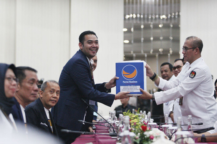 Sebelumnya dalam kesempatan yang sama, Prananda menyampaikan NasDem telah menyiapkan dokumen lengkap persyaratan pendaftaran bakal caleg DPR RI.