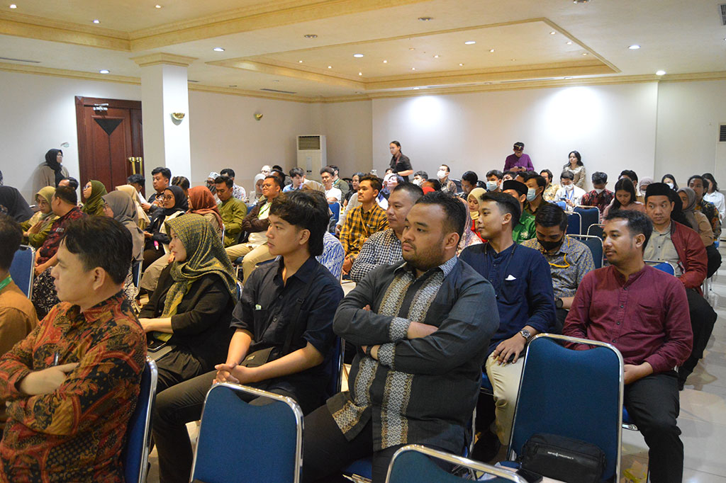 Lebih lanjut, melalui OSC kata dia, pihaknya turut berkomitmen memperluas akses pendidikan. Beasiswa OSC sejak 2017 terus melakukan kolaborasi dengan berbagai kampus untuk memperluas akses beasiswa kepada anak-anak Indonesia.  