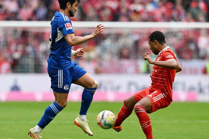 Tim tuan rumah berhasil unggul terlebih dahulu pada menit ke-21 ketika umpan Leroy Sane dapat dikonversikan menjadi gol oleh tendangan Muller sehingga skor berubah menjadi 1-0.