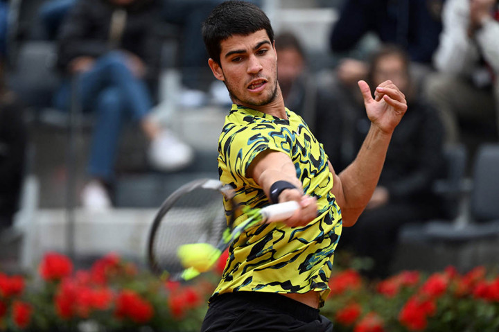 Carlos Alcaraz akan kembali ke peringkat satu dunia dengan mengalahkan sesama petenis Spanyol Albert Ramos-Vinolas dalam pertandingan pertamanya di Italian Open, Roma, Sabtu, 13 Mei 2023 waktu setempat.