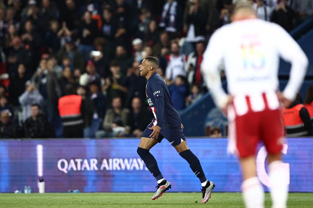 Gawang dari Sollacaro harus kembali kebobolan pada menit ke-73, kali ini melalui gol bunuh diri bek sayap Mohamed Youssouf yang gagal mengantisipasi dengan baik tendangan Marquinhos sehingga skor berubah menjadi 5-0.