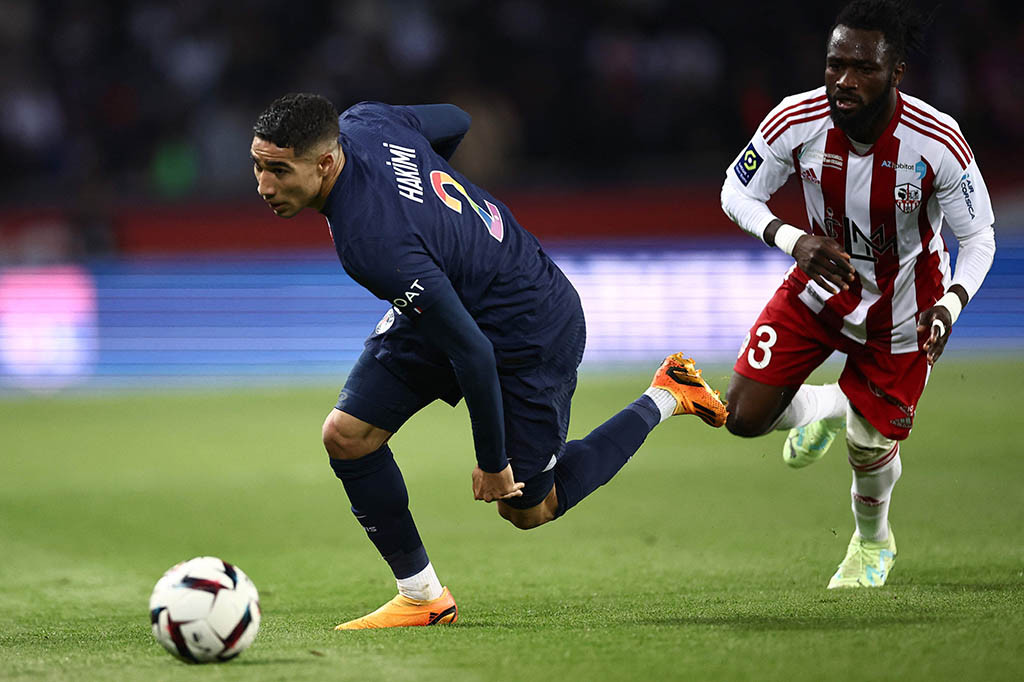 Selanjutnya pada babak kedua PSG tidak mengendurkan serangan dan berhasil menambah keunggulan menjadi 3-0 pada menit ke-47 usai tendangan kaki kiri Mbappe membobol gawang dari Ajaccio.   