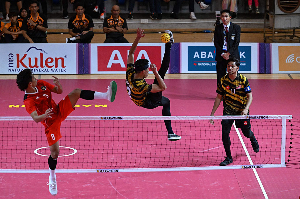 Hasil tersebut merupakan emas kedua yang disumbangkan tim sepak takraw untuk kontingen Indonesia setelah sebelumnya di nomor men's double team, kuartet Andi Try Sandi Saputra, Saiful Rijal, Jelki Ladada, dan Rusdi tampil sebagai yang terbaik dengan mengalahkan Myanmar di laga final.