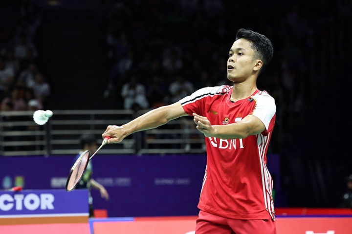Pasangan Adnan Maulana/Nita Violina Marwah yang tampil pada partai pertama sukses membuka keunggulan setelah mengalahkan Adam Dong/Josephine Wu dengan kemenangan dua gim langsung 22-20, 21-15.
