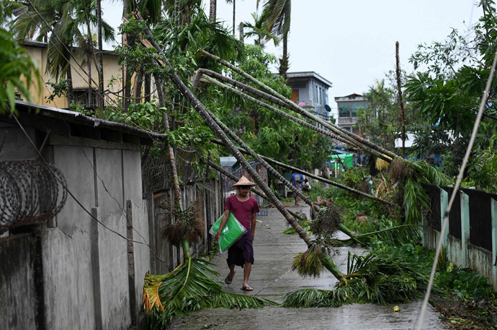 Tiga orang tewas di Myanmar, kata junta pada Senin, dua di negara bagian Rakhine dan satu di wilayah Ayeyarwady selatan.