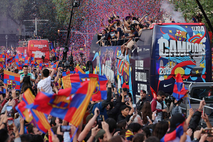 Skuad Xavi Hernandez mengalahkan Espanyol pada hari Minggu untuk memenangkan gelar liga ke-27 klub dan yang pertama sejak 2019, sementara tim wanita Barca meraih kemenangan Liga F keempat berturut-turut pada akhir April.