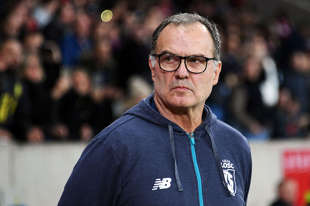 Bielsa, yang dipecat oleh Leeds United pada Februari tahun lalu, menggantikan Diego Alonso setelah tampil mengecewakan di Piala Dunia yang berakhir di babak penyisihan grup.
