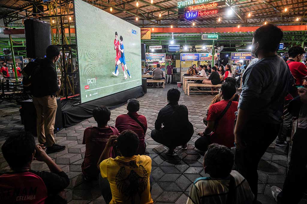 Namun, pada edisi kali ini Timnas U22 mengakhiri puasa gelar yang telah meredup selama berpuluh tahun itu dengan kemenangan manis 5-2 sekaligus membalaskan dendam pada musuh bebuyutannya tersebut.