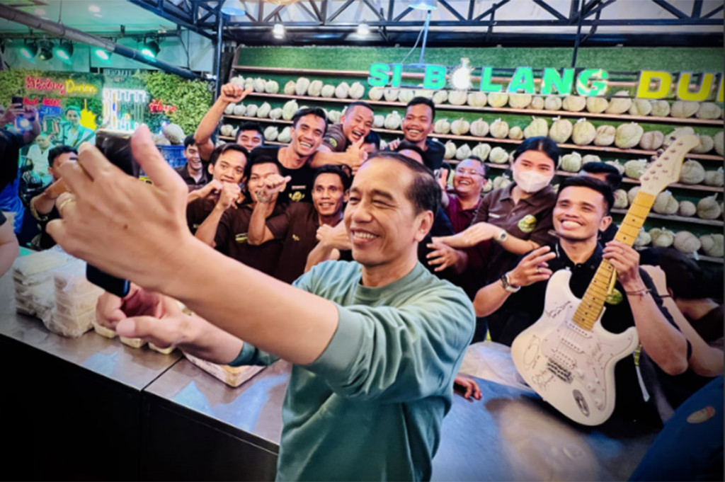 Raihan itu melampaui target 60 emas yang sebelumnya dipatok Kementerian Pemuda dan Olahraga, sekaligus target 69 emas yang dititipkan Presiden Jokowi saat pelepasan kontingen.