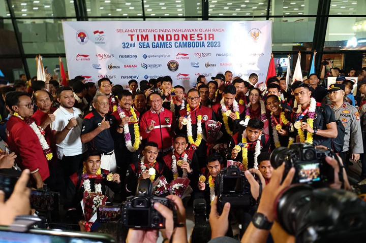 Adapun gelaran arak-arakan itu rencananya dimulai pada pukul 08.00 WIB, seperti disampaikan anggota Komite Eksekutif PSSI Arya Sinulingga.