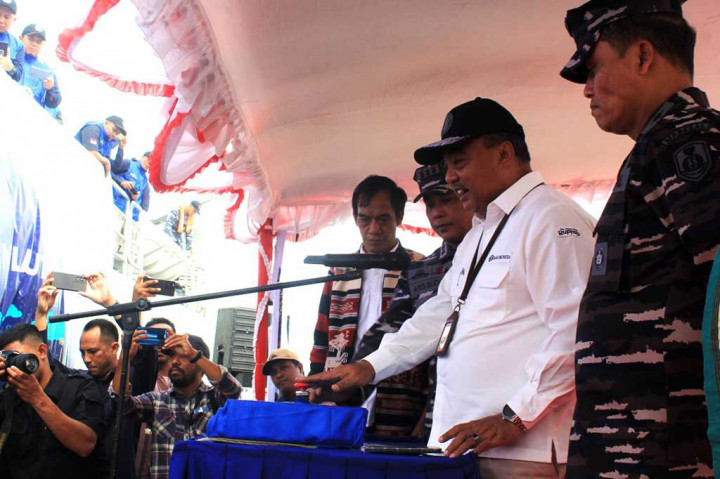 Menurut Kepala Bank Indonesia Kantor Perwakilan NTT Donny Heatubun, lima pulau tersebut masuk dalam wilayah terdepan, terpencil dan tertinggal (3T), sehingga Bank Indonesia berkewajiban mendistribusikan uang rupiah yang layak edar di wilayah tersebut.
