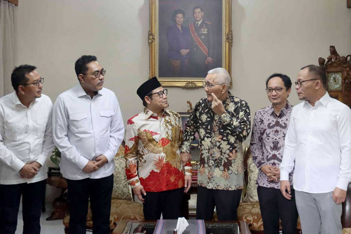 Menjelang Pemilu 2024, katanya, masyarakat Indonesia agar tetap tertib dan sopan. Walaupun beda partai politik, tetapi semuanya saudara sebangsa dan se-Tanah Air.