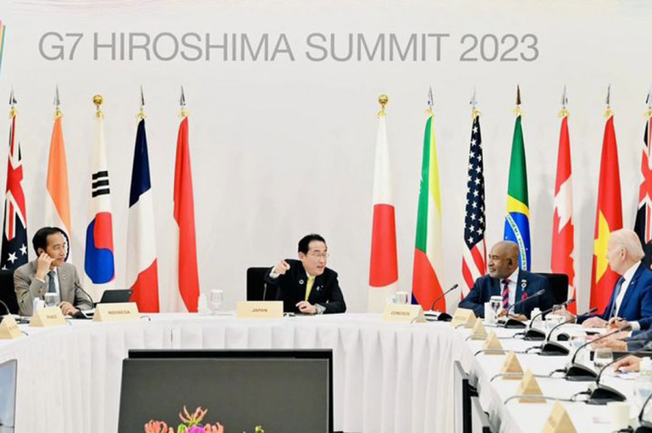 Presiden juga menegaskan bahwa lebih dari 270 juta penduduk Indonesia yang menjadi jangkar perdamaian, demokrasi, dan ekonomi di kawasan Asia Tenggara dan Asia Pasifik harus sejahtera.