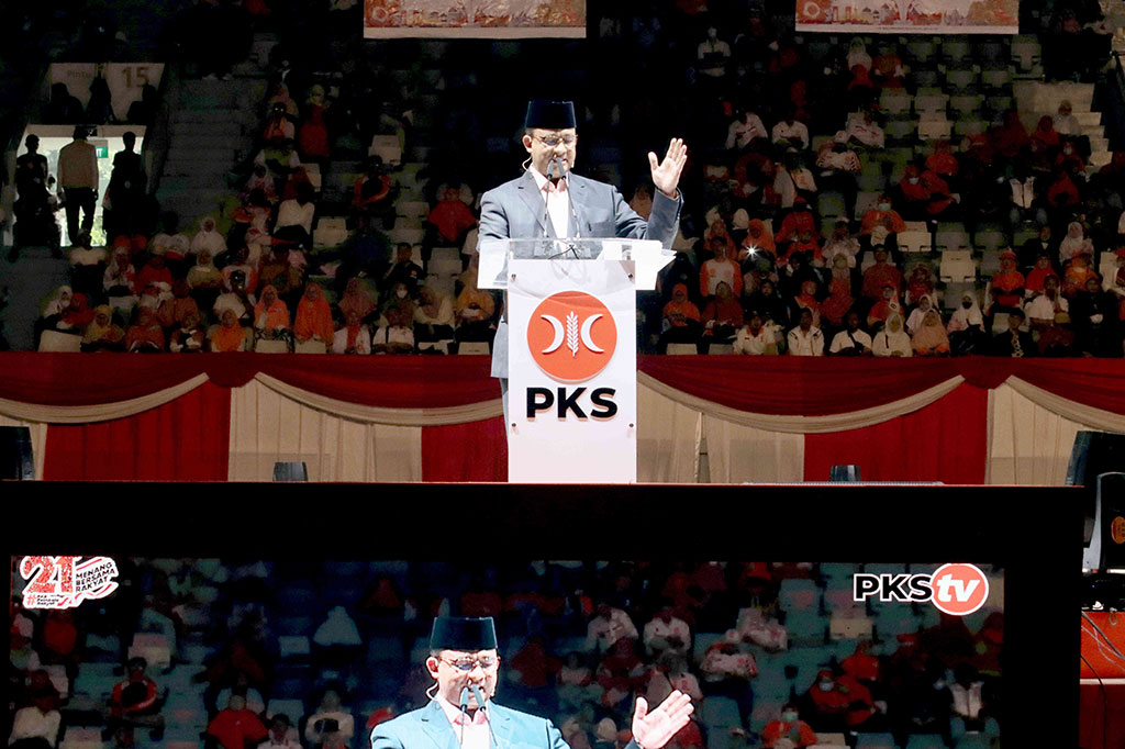 Terkait dengan penominasian cawapres, Anies mengatakan bahwa hal tersebut masih dalam proses. Ia pun tidak menutup kemungkinan bahwa calon wakil presiden yang akan mendampingi dia nantinya adalah perempuan. 