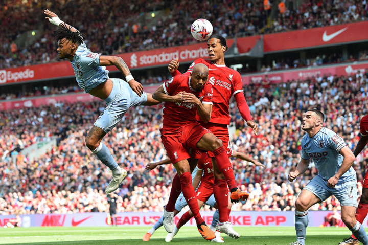 Liverpool langsung memainkan tempo tinggi sejak laga dimulai