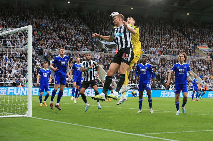 Newcastle tampil dominan sejak awal pertandingan. Beberapa peluang diciptakan pemain tuan rumah, namun belum berbuah gol.