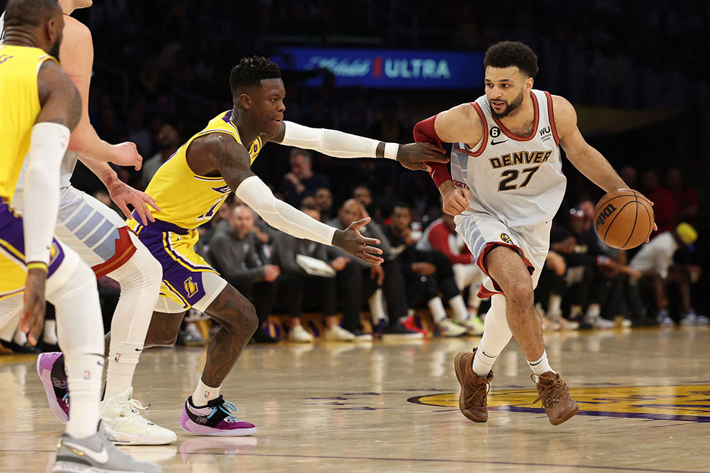 Di bawahnya Jamal Murray menyumbangkan 25 poin, Aaron Gordon menambah 22 poin, Michael Porter Jr 15 poin dan 10 rebound, serta Kentavious Caldwell-Pope 13 poin.