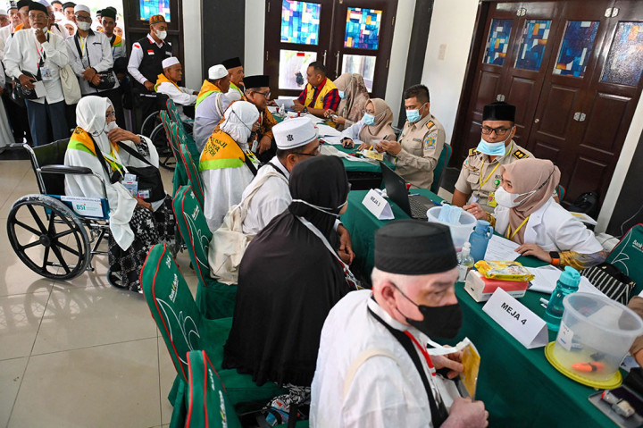 Dijadwalkan, kloter pertama akan berangkat pada Rabu besok pukul 07.45 WIB melalui Bandara Internasional Sultan Iskandar Muda (SIM) Aceh Besar. 