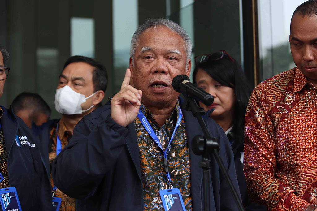 Basuki mengatakan godaan korupsi tidak hanya dialamatkan kepada pegawai di Kementerian PUPR, anggota keluarga mereka tidak luput dari godaan rasuah.