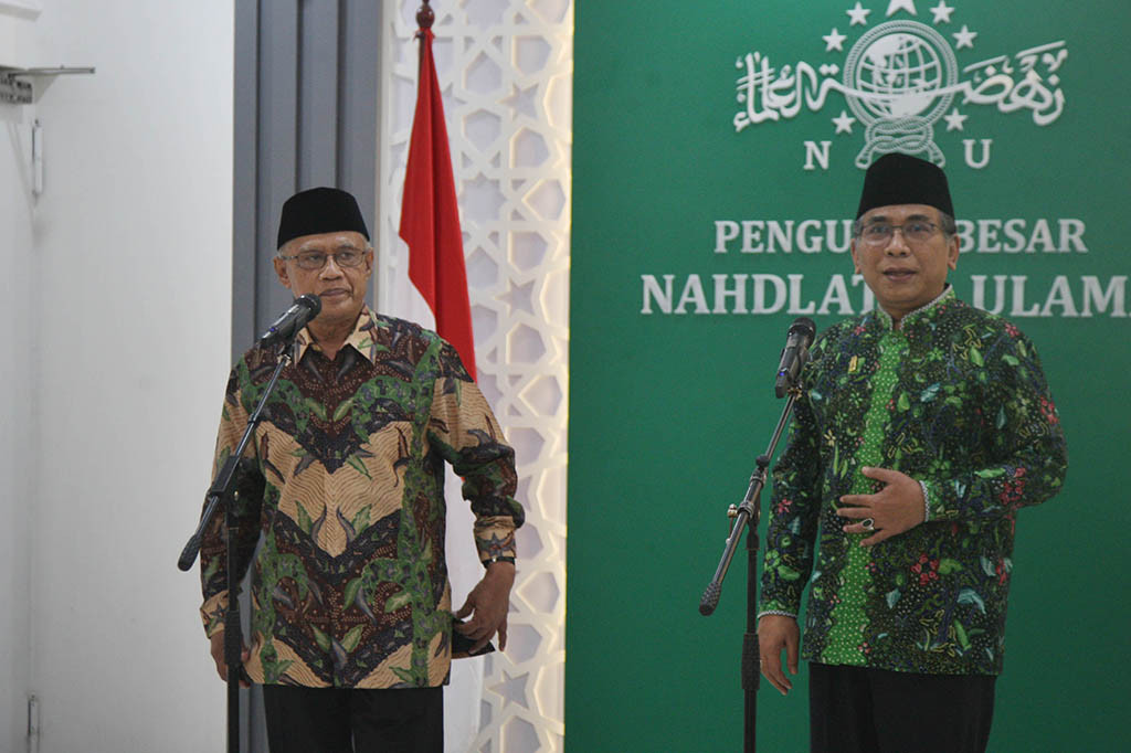 Pengurus Pusat (PP) Muhammadiyah mengunjungi Kantor Pusat PBNU (Pengurus Besar Nahdlatul Ulama) untuk bersilaturahmi dan mengadakan dialog kebangsaan antara kedua organisasi kemasyarakatan Islam tersebut.