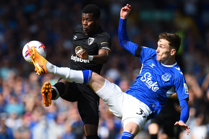 Gol tunggal Abdoulaye Doucoure menyelamatkan Everton dari jurang degradasi saat mengalahkan Bournemouth dengan skor 1-0 pada pekan ke-38 Liga Inggris di Stadion Goodison Park, Liverpool, Minggu, 28 Mei 2023.