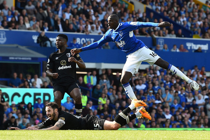 Gol yang dinanti-nanti Everton akhirnya hadir pada menit ke-57 melalui tendangan keras Abdoulaye Doucoure dari luar kotak penalti sehingga skor berubah menjadi 1-0.