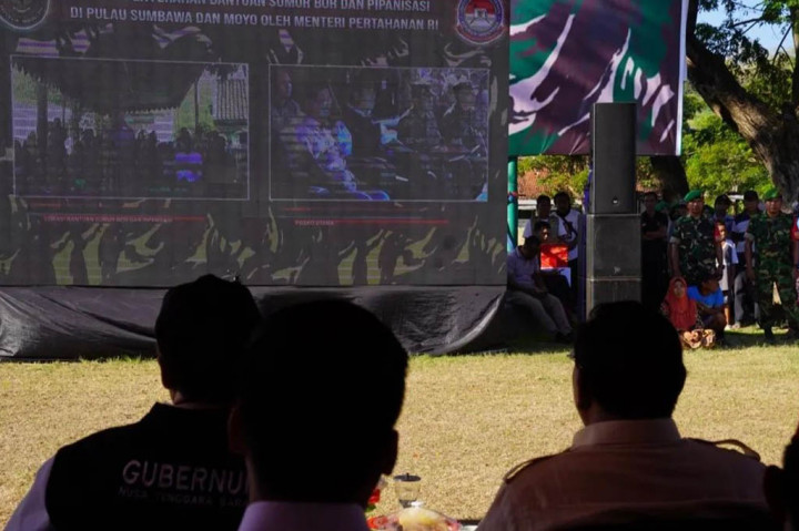 Menteri Pertahanan Prabowo Subianto meresmikan 11 (sebelas) titik sumber mata air yang tersebar di Sumbawa, Nusa Tenggara Barat (NTB), Minggu, 28 Mei 2023. Kegiatan ini di pusatkan di Makodim 1607/Sumbawa (SBW).
