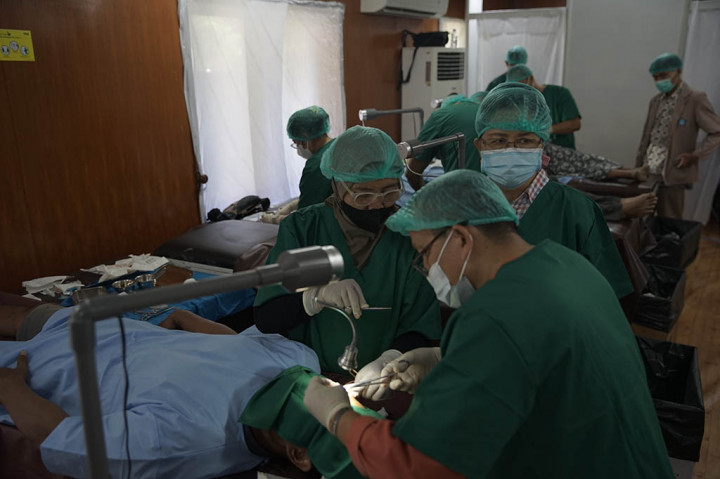 Ia menyebutkan kegiatan ini didukung sekitar 200 dokter umum maupun spesialis, 400 tenaga kesehatan, dan 205 sukarelawan. 